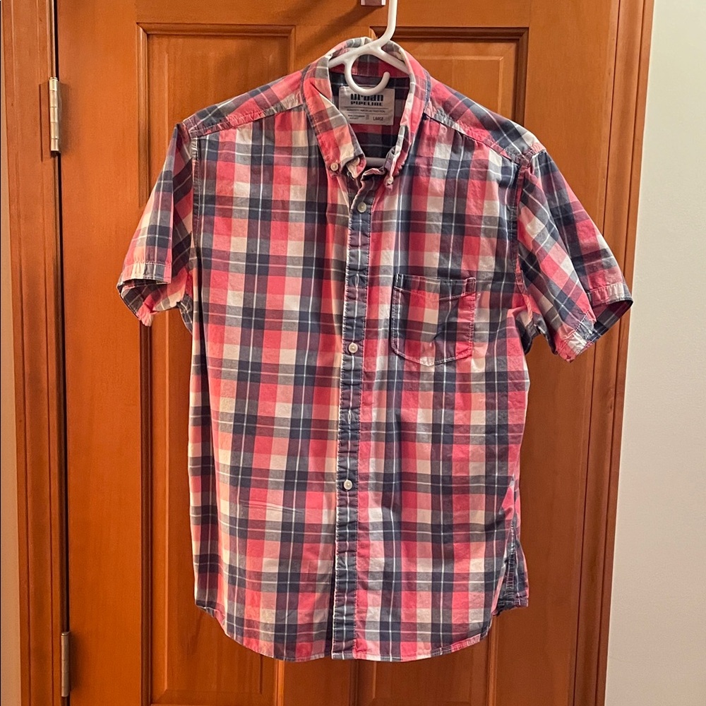 Urban Pipeline short sleeve shirt men’s large